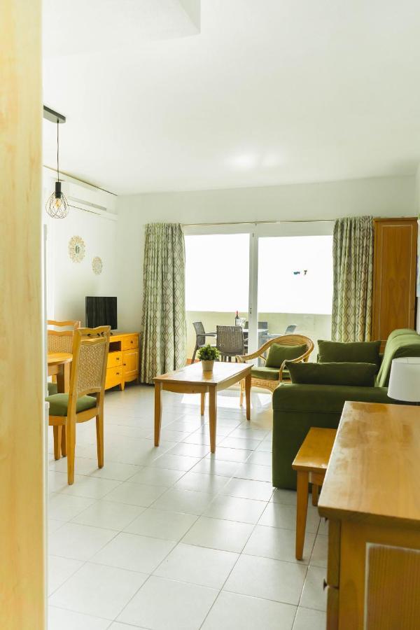 Benalbeach Sea Front 베날마데나코스타 외부 사진