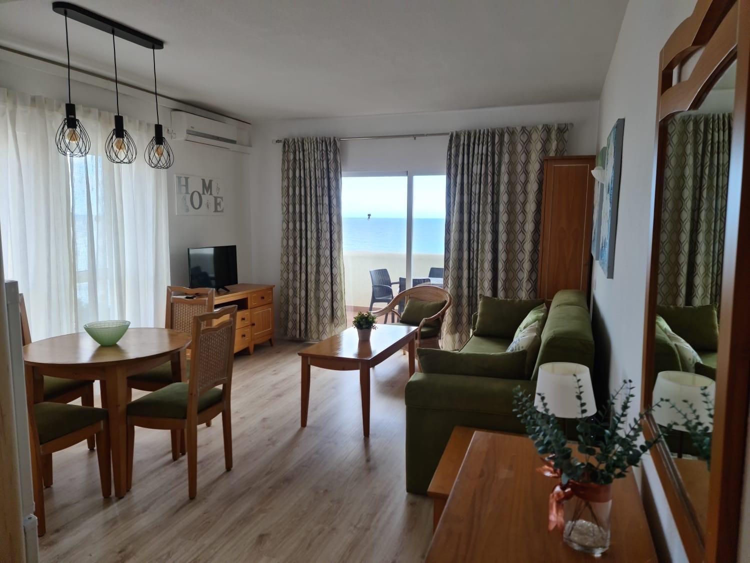 Benalbeach Sea Front 베날마데나코스타 외부 사진